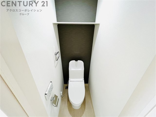 トイレ　温水洗浄便座機能付き♪