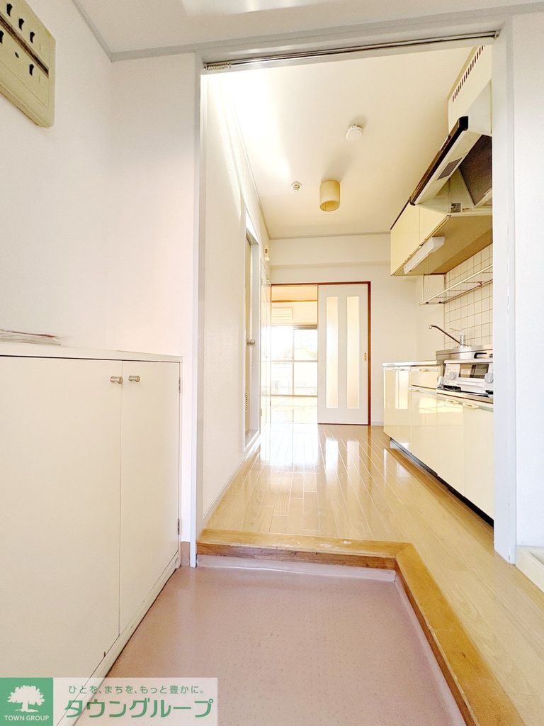 玄関　リビング/居室