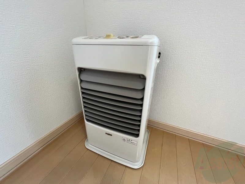 その他設備　灯油暖房です。札幌の寒い冬もこれで大丈夫！