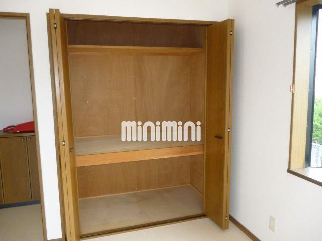 収納　北側洋室の収納スペースです