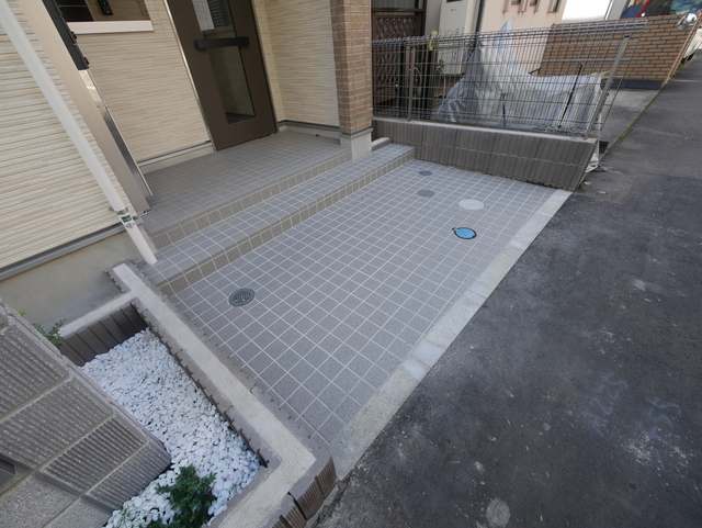 エントランス　★綺麗なエントランスですね★