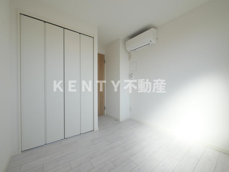 その他部屋・スペース　落ち着いて過ごせるお部屋なので、寝室にいかがでしょうか