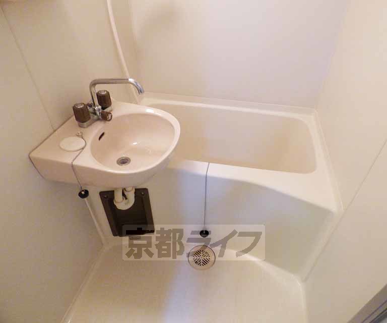 バス・シャワールーム　お風呂です。