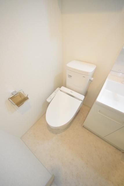 トイレ　★お部屋探しは株式会社タウンハウジング東京まで★