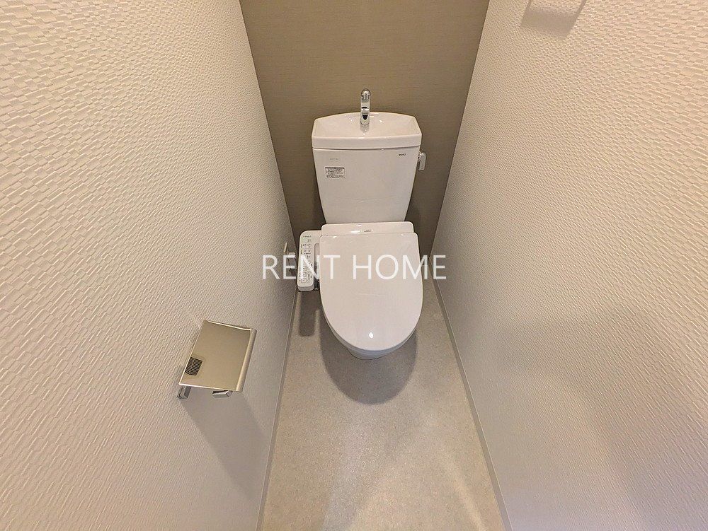 トイレ　ウォシュレット付き