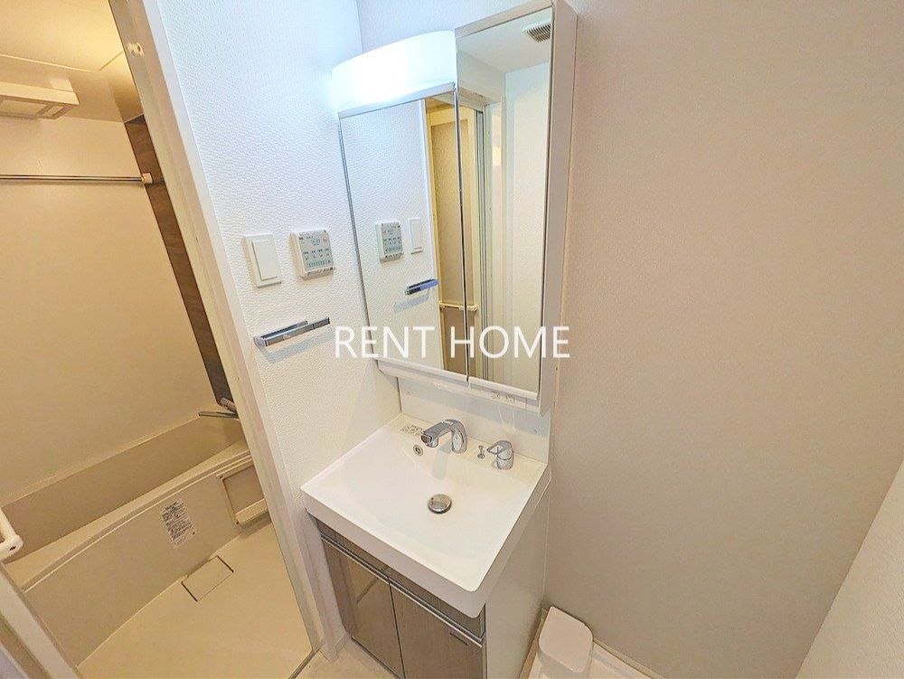 洗面設備　独立洗面化粧台