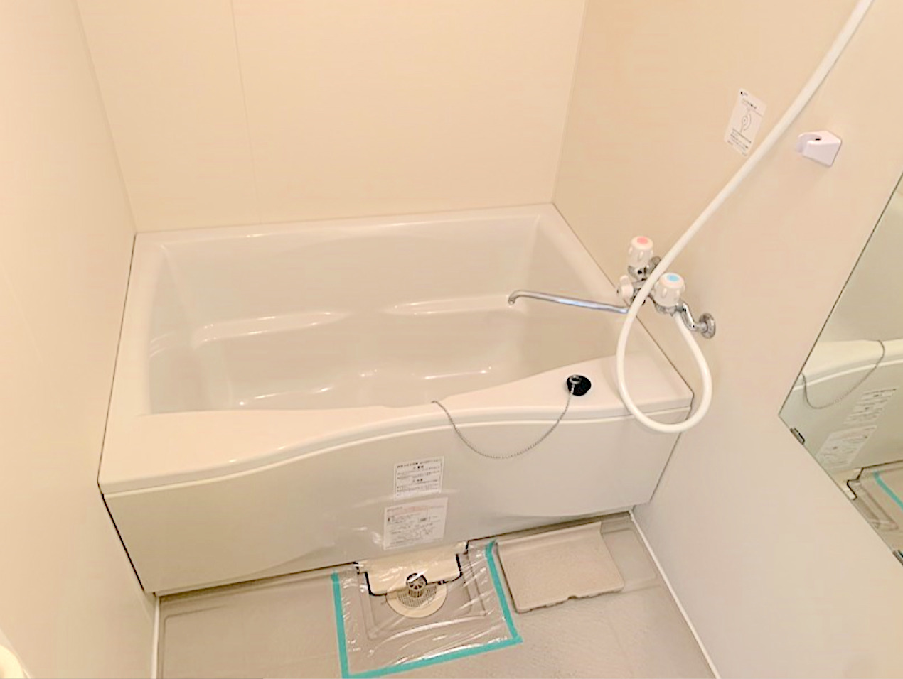 バス・シャワールーム　浴室