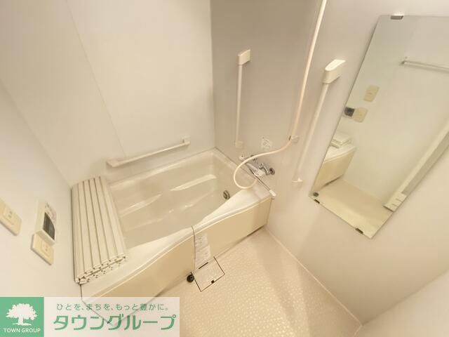 バス・シャワールーム　同物件別部屋写真