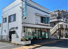 ドラックストア　石井薬局（ドラッグストア）まで366m