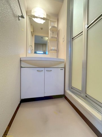 洗面設備　リーヴァ・メイ