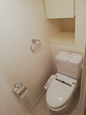 トイレ　別部屋参考写真