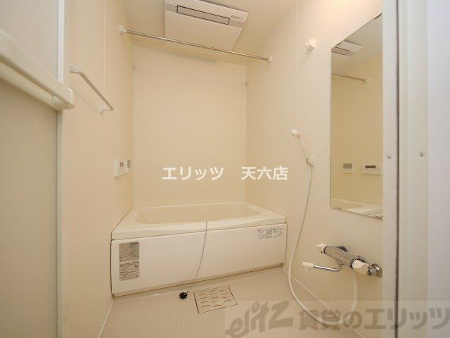 バス・シャワールーム　洗面