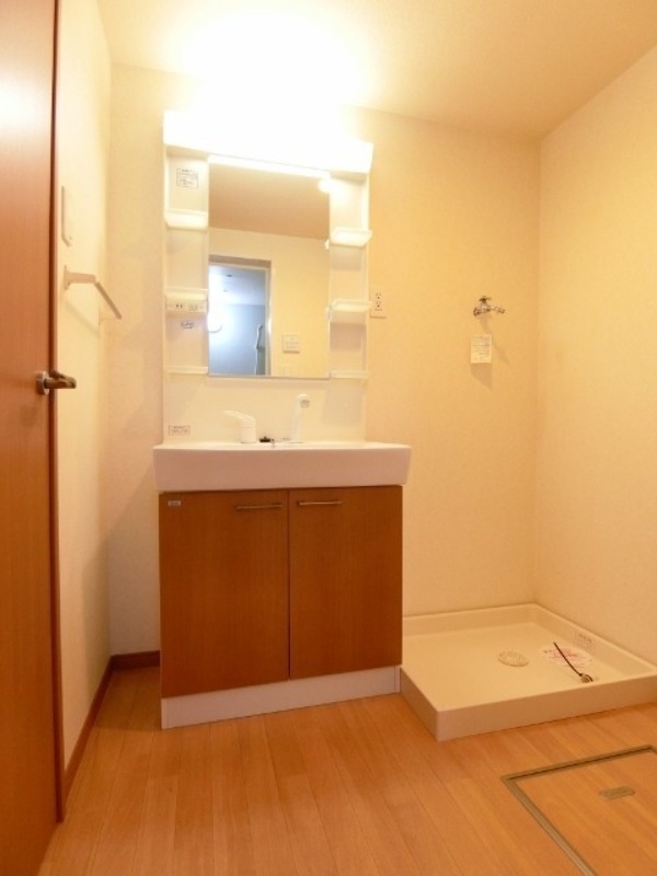 洗面設備　図面と現状に相違がある場合には現状を優先