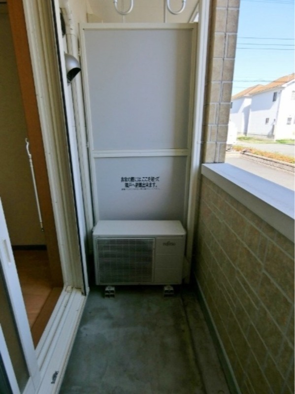 バルコニー　図面と現状に相違がある場合には現状を優先