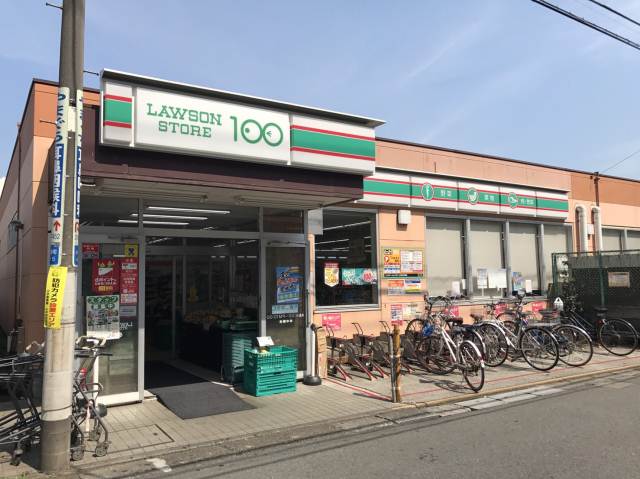 コンビニ　ローソンストア１００（コンビニ）まで258m