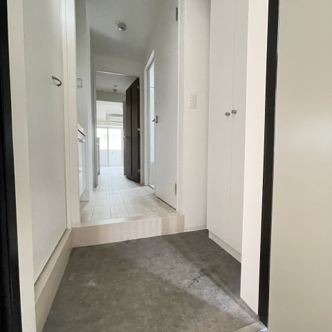 玄関　同仕様タイプです