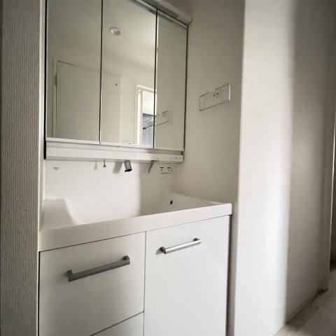 洗面設備　同仕様タイプです