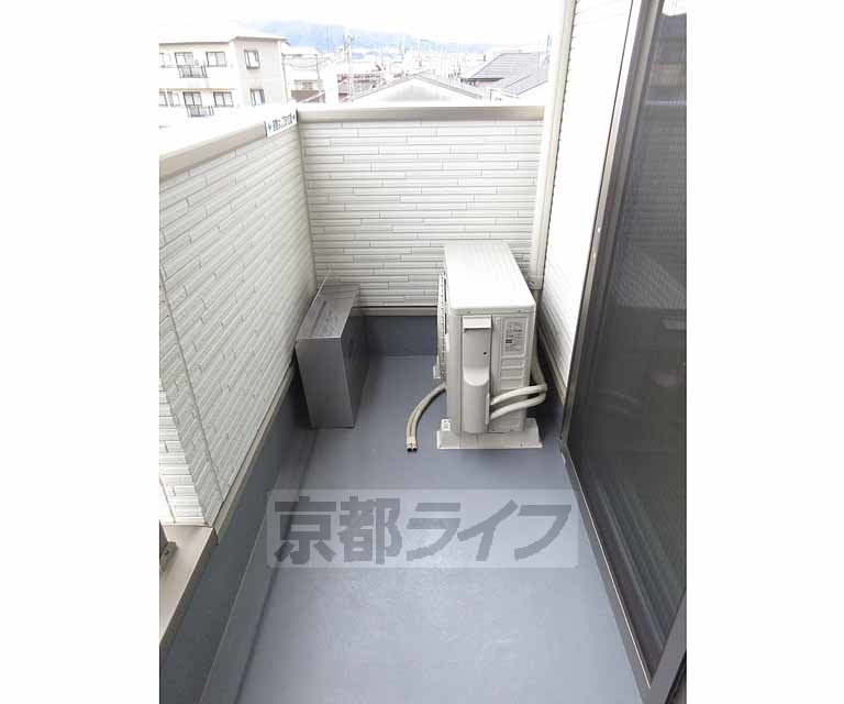 バルコニー　洗濯物も十分干せますね！