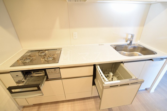 キッチン　※建物内別間取参考写真