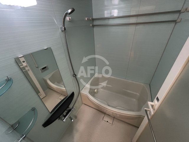 バス・シャワールーム　レシェンテ西梅田　浴室