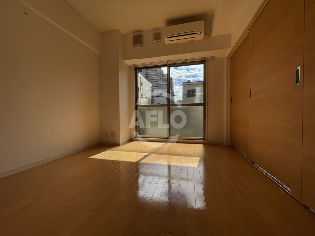 居室・リビング　レシェンテ西梅田　リビング