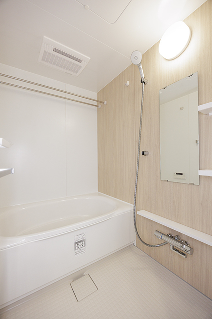 バス・シャワールーム　※写真は同タイプ住戸です。
