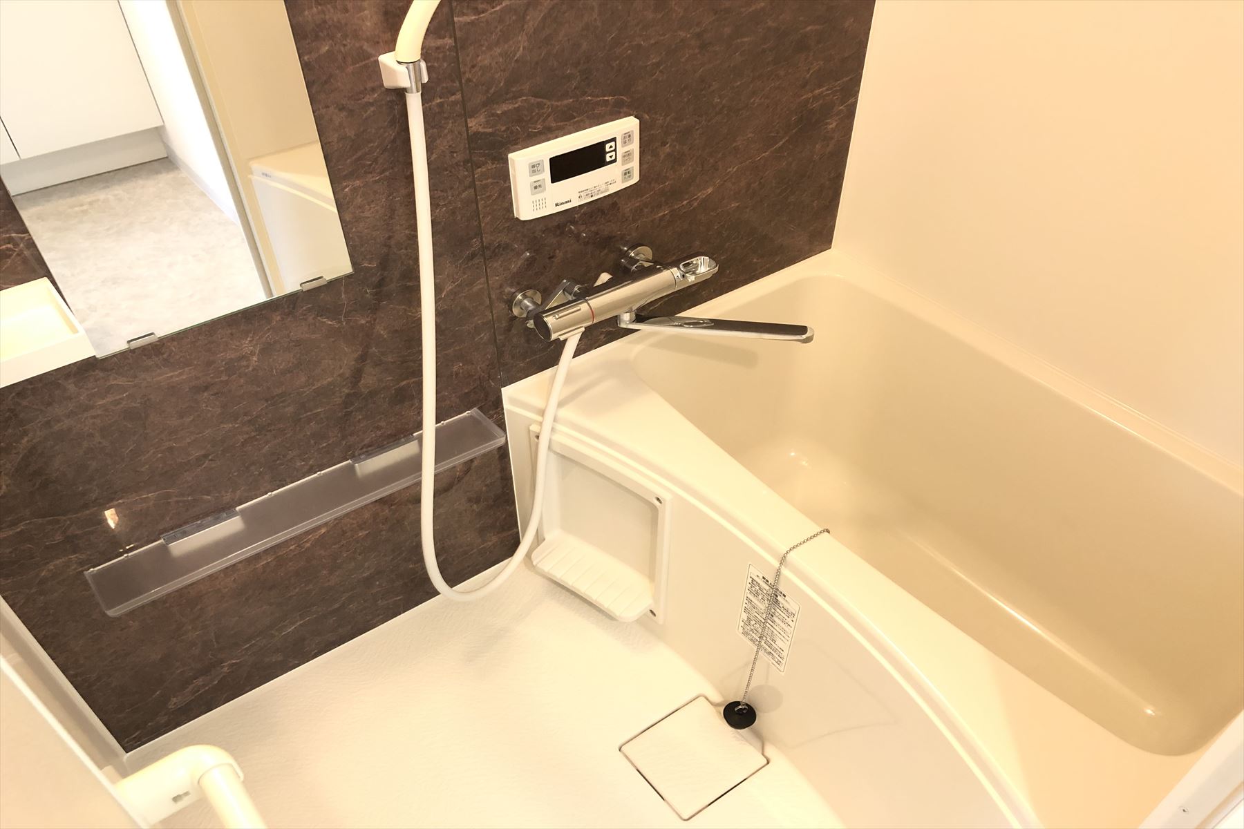 バス・シャワールーム　☆室内カラーパターンあります☆