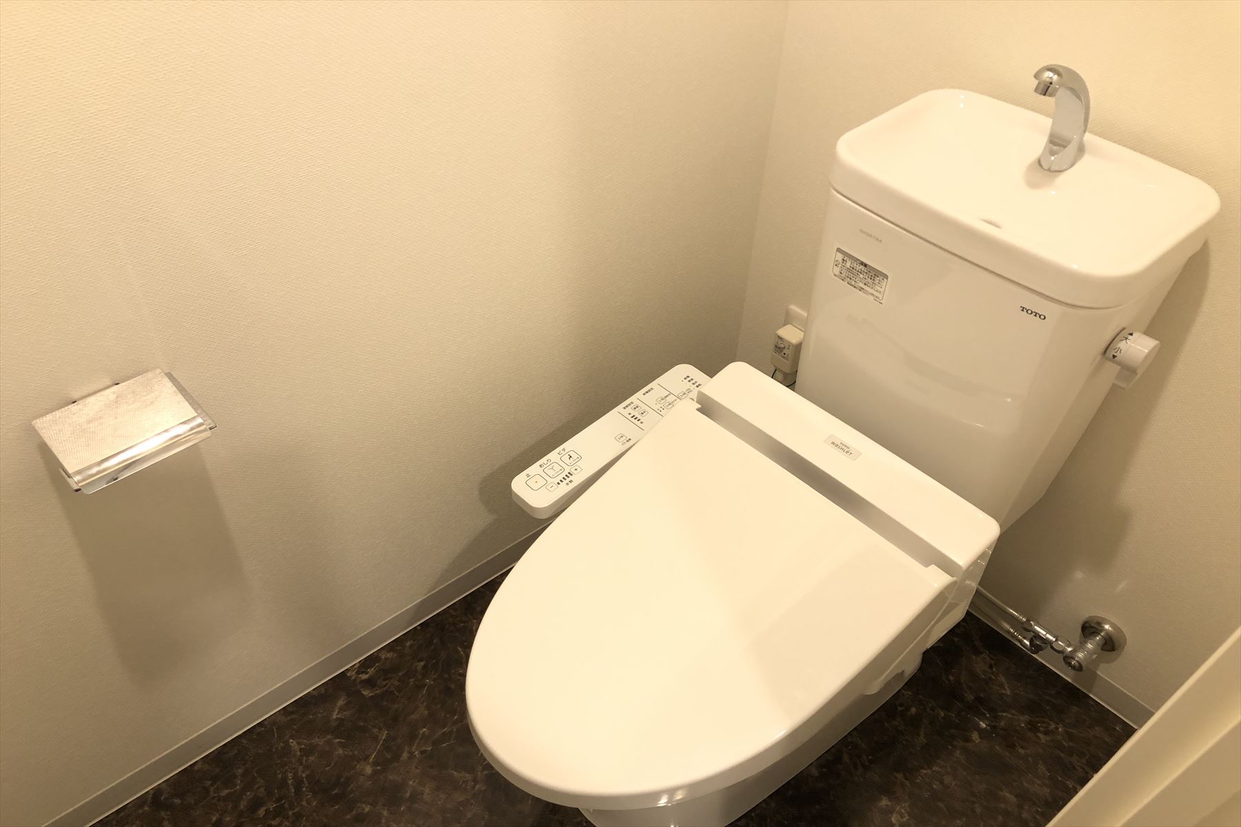 トイレ　☆室内カラーパターンあります☆