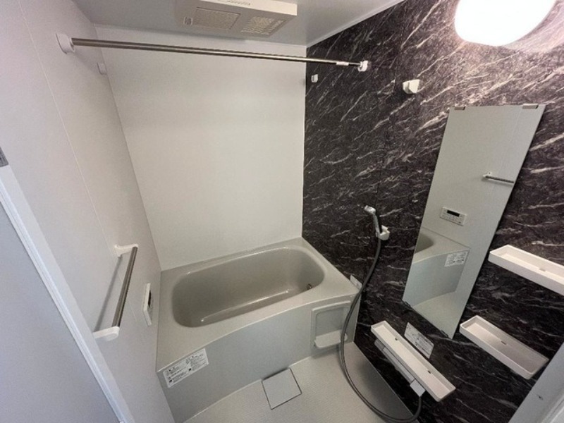 バス・シャワールーム　図面と現状に相違がある場合には現状を優先