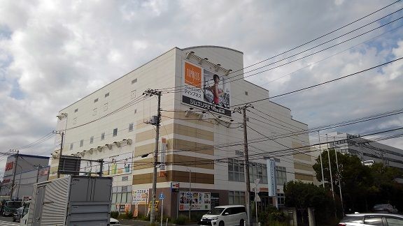 その他　スポーツクラブ（その他）まで800m