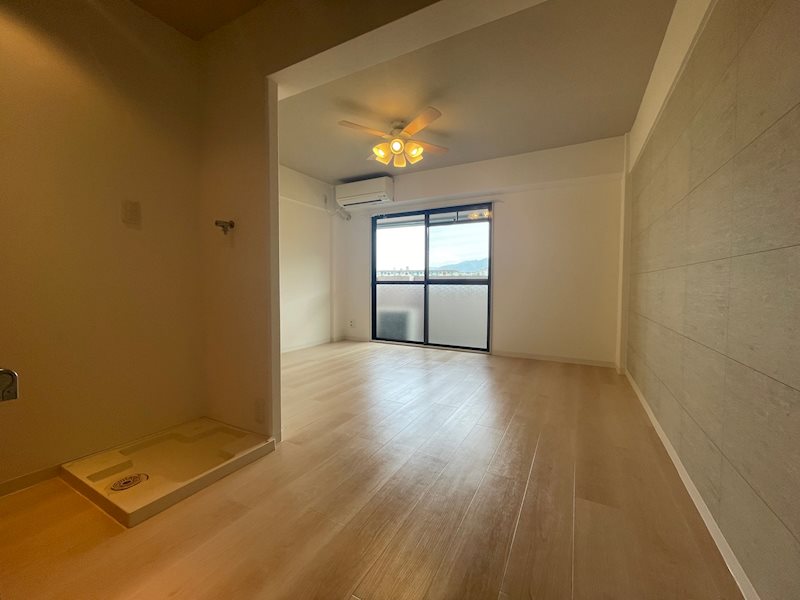 その他部屋・スペース　同物件・別号室改装後参考写真になります。