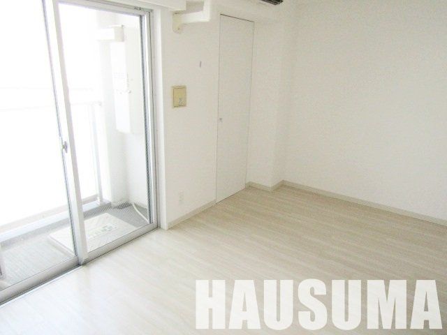 居室・リビング　※他号室写真使用