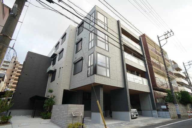 建物外観　積水ハウス設計・施工のシャーメゾンです♪