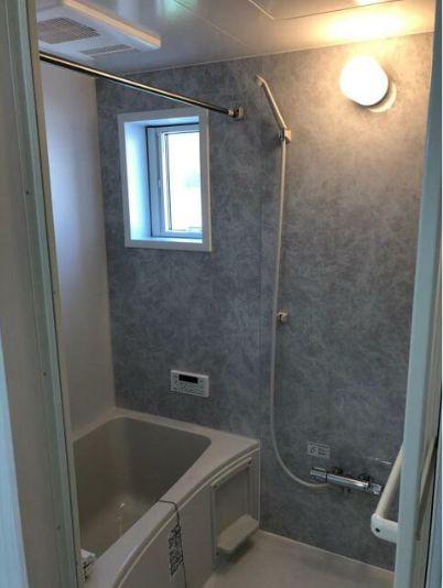 バス・シャワールーム　ゆったり過ごせるお風呂です