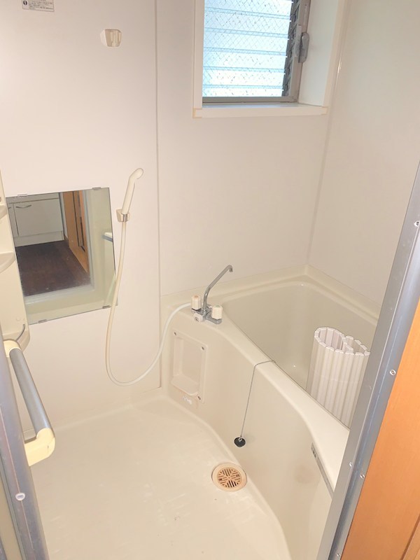 バス・シャワールーム　現況優先