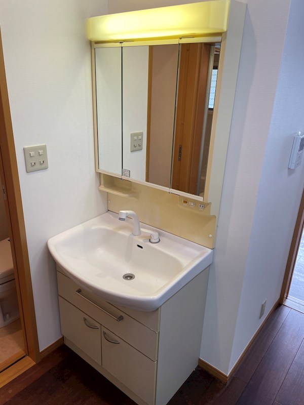 洗面設備　現況優先
