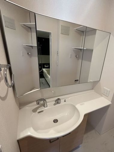 洗面設備　同仕様