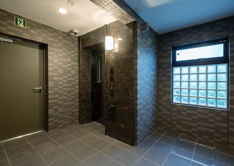 エントランス　共用部分も大変綺麗★