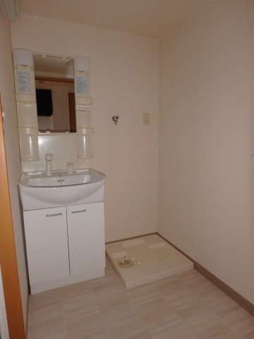 洗面設備　洗面所です