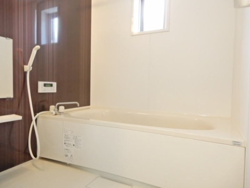 バス・シャワールーム　図面と現状に相違がある場合には現状を優先