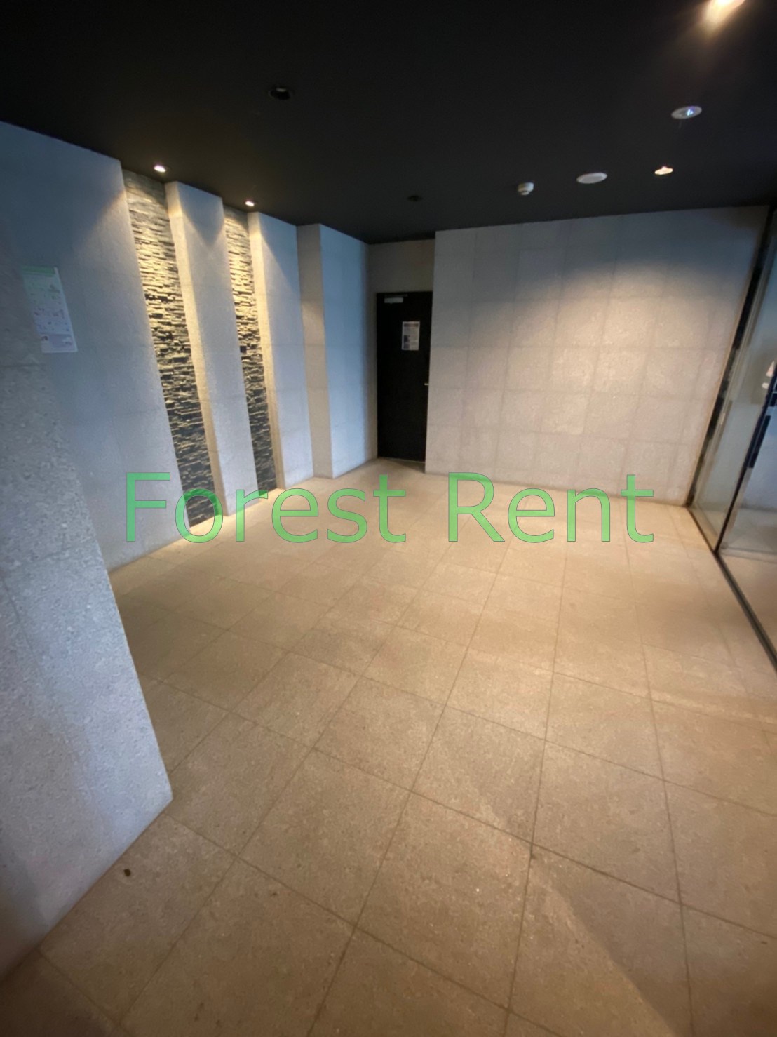 ロビー　弊社は都内全域の物件をご紹介可能です！