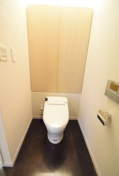 トイレ　※こちらの写真は他部屋になり参考写真です