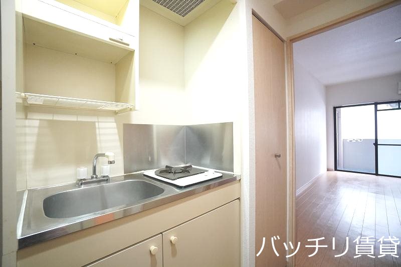 キッチン　類似のイメージ画像。現況を優先いたします。