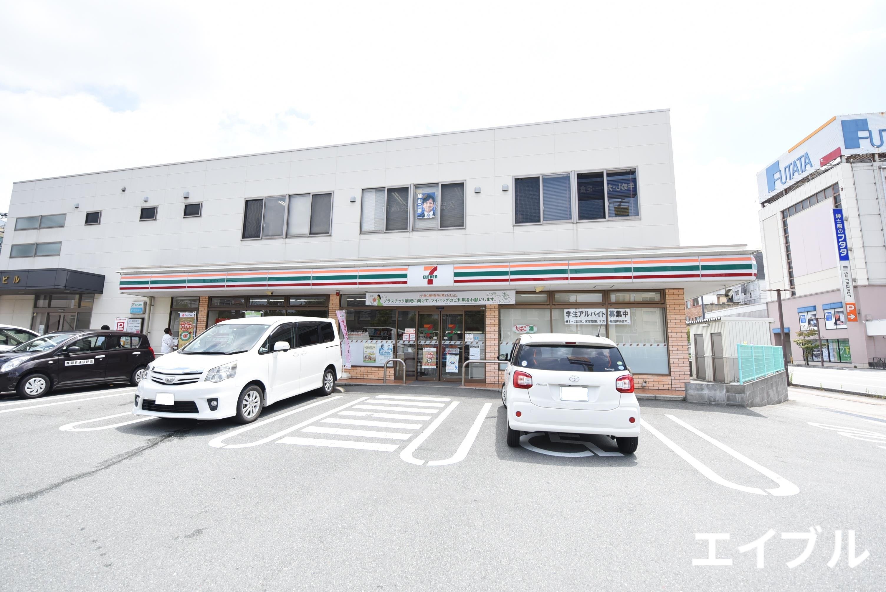 コンビニ　セブンイレブン久留米通町店（コンビニ）まで100m