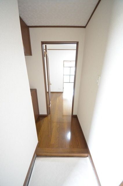 玄関　★お部屋探しは株式会社タウンハウジング東京まで★