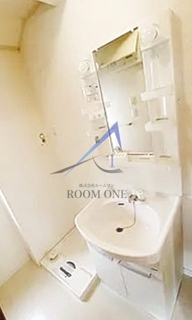 洗面設備　独立洗面台です。