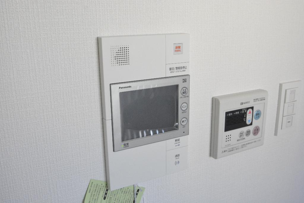 セキュリティ　カメラ付インターホン