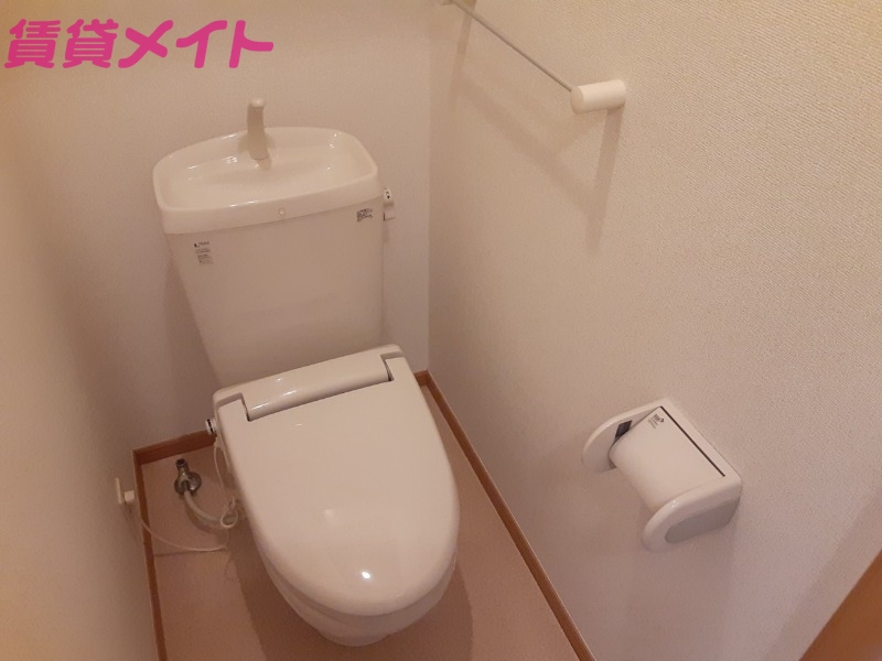 トイレ　反転タイプ参考写真