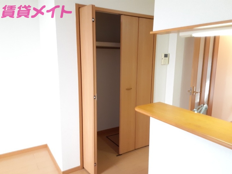 収納　反転タイプ参考写真