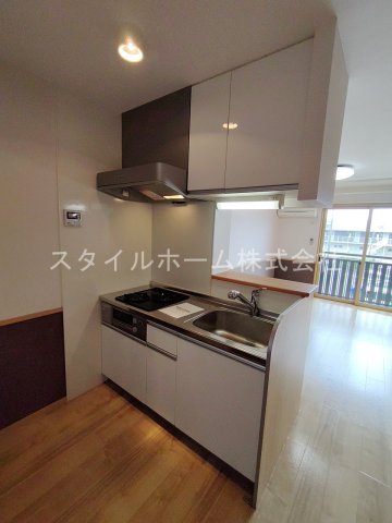 キッチン　別部屋写真です。